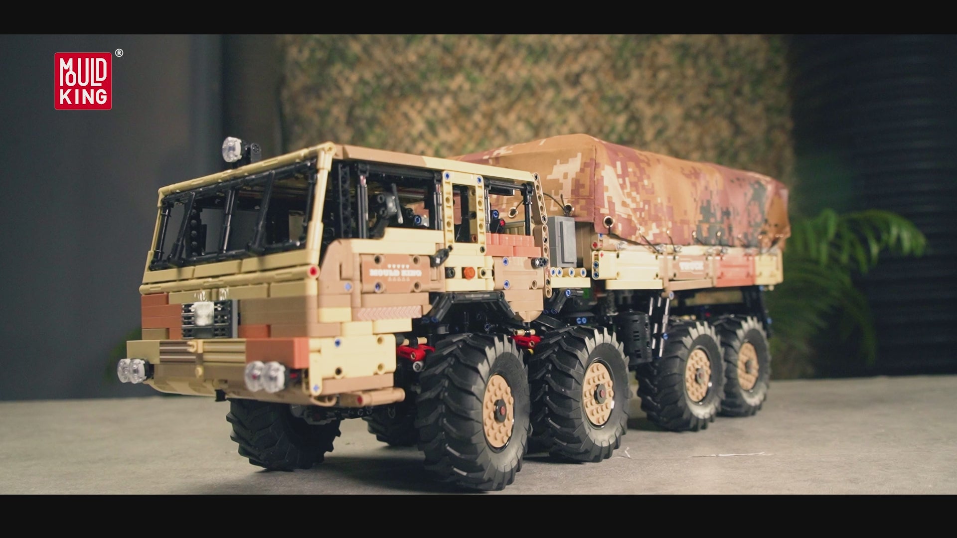 Tatry Kolos 8x8 Forest